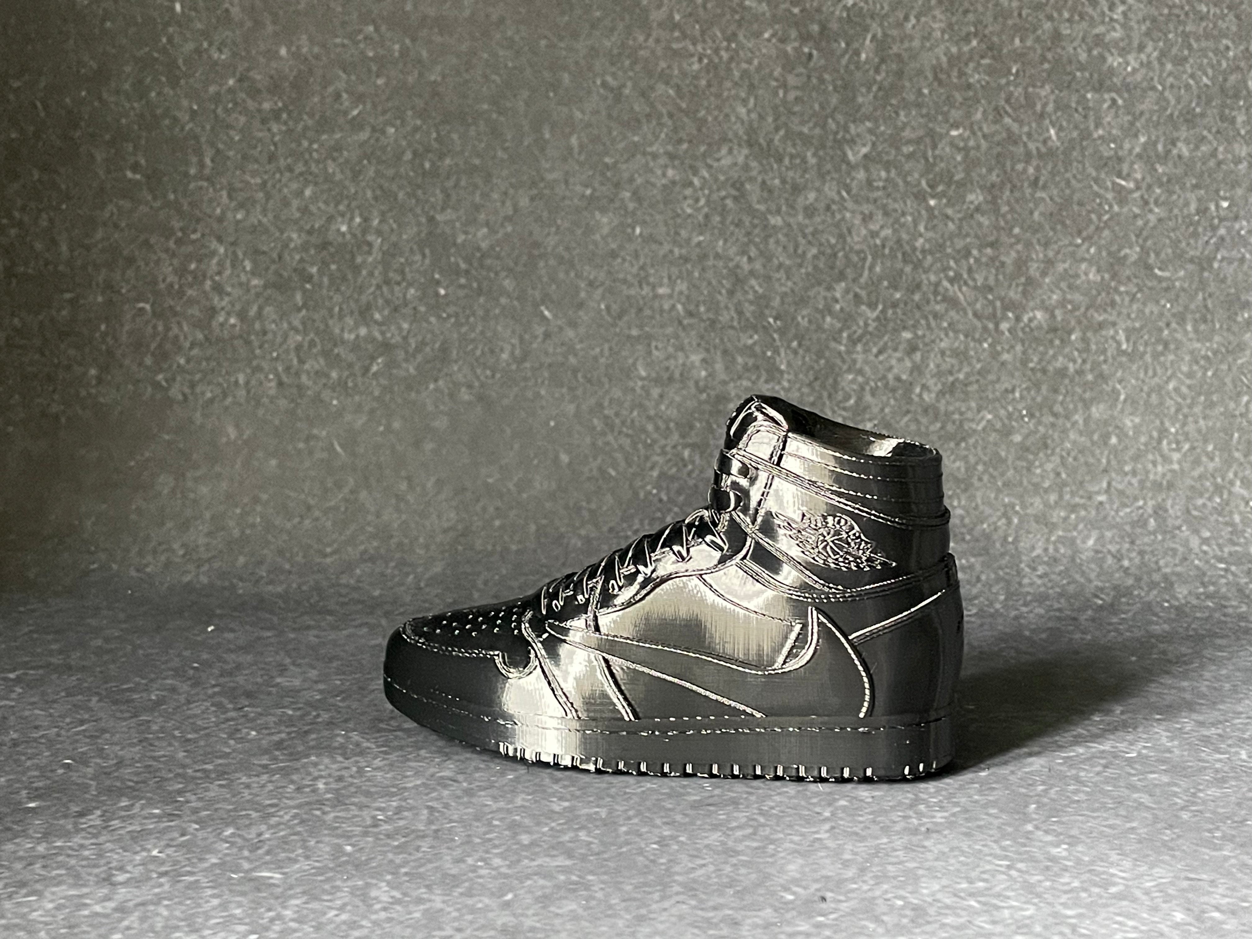 travis j1